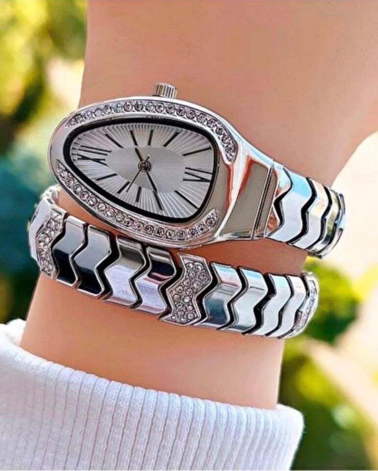 Melisa Takı & Aksesuar Çelik Siyah - Gümüş Renk Yılan Saat