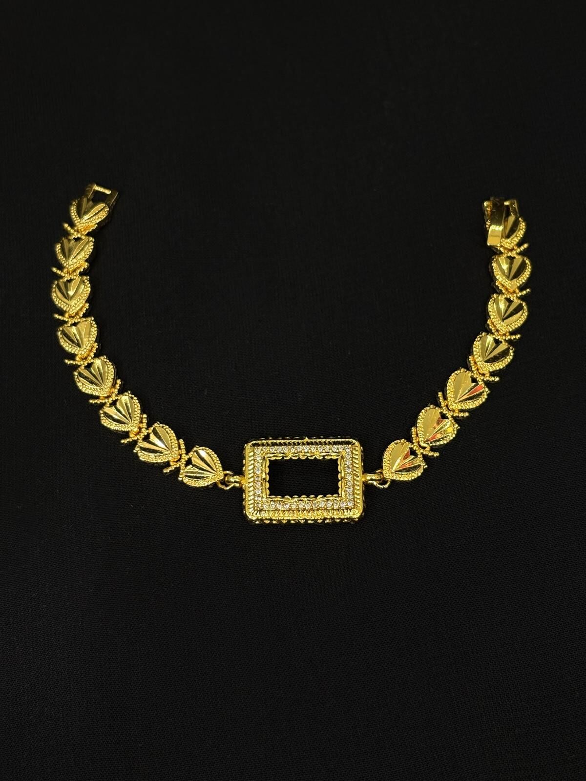 Melisa Takı & Aksesuar 24K Kaplama Gold Renk Gramlık Bileklik 20cm (ayarlanabilir)