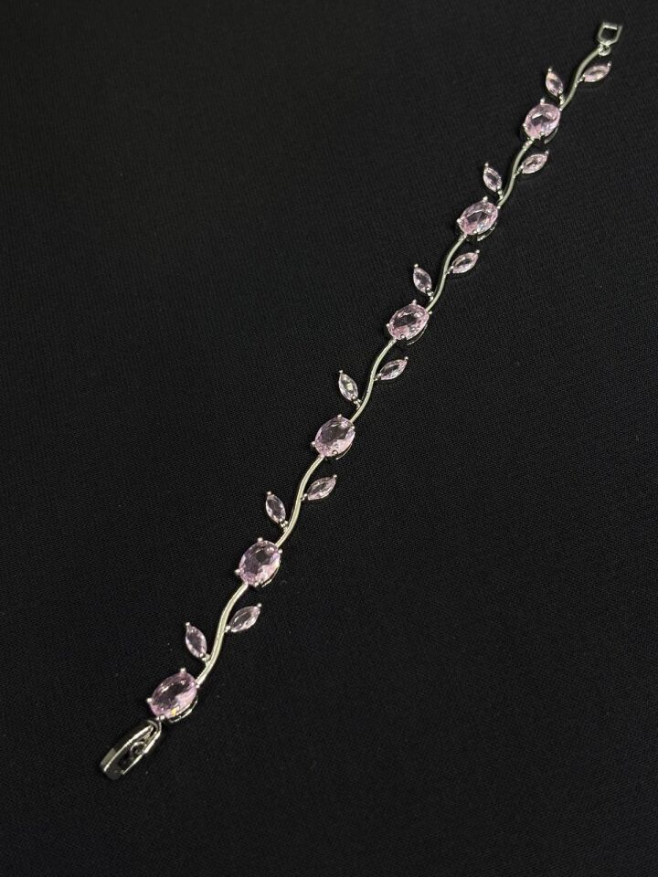 Melisa Takı & Aksesuar 316L Çelik Gümüş Renk Pembe Taşlı Çiçekli Sarmaşık Bileklik 18cm