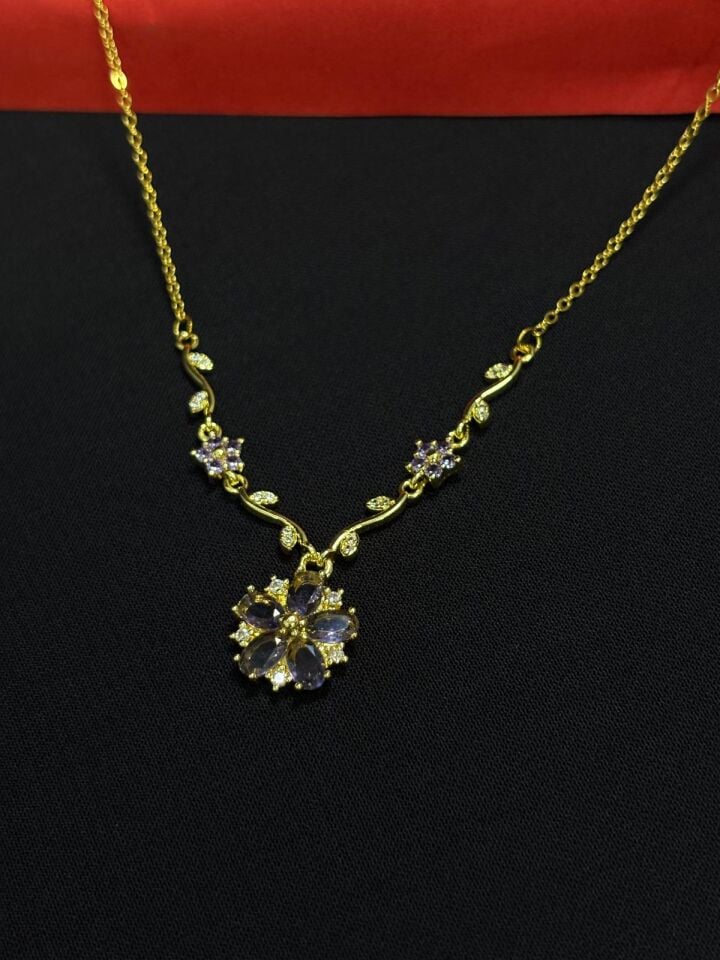 Melisa Takı & Aksesuar 316L Çelik Gold Renk Lila Taşlı Çiçekli Sarmaşık Kolye